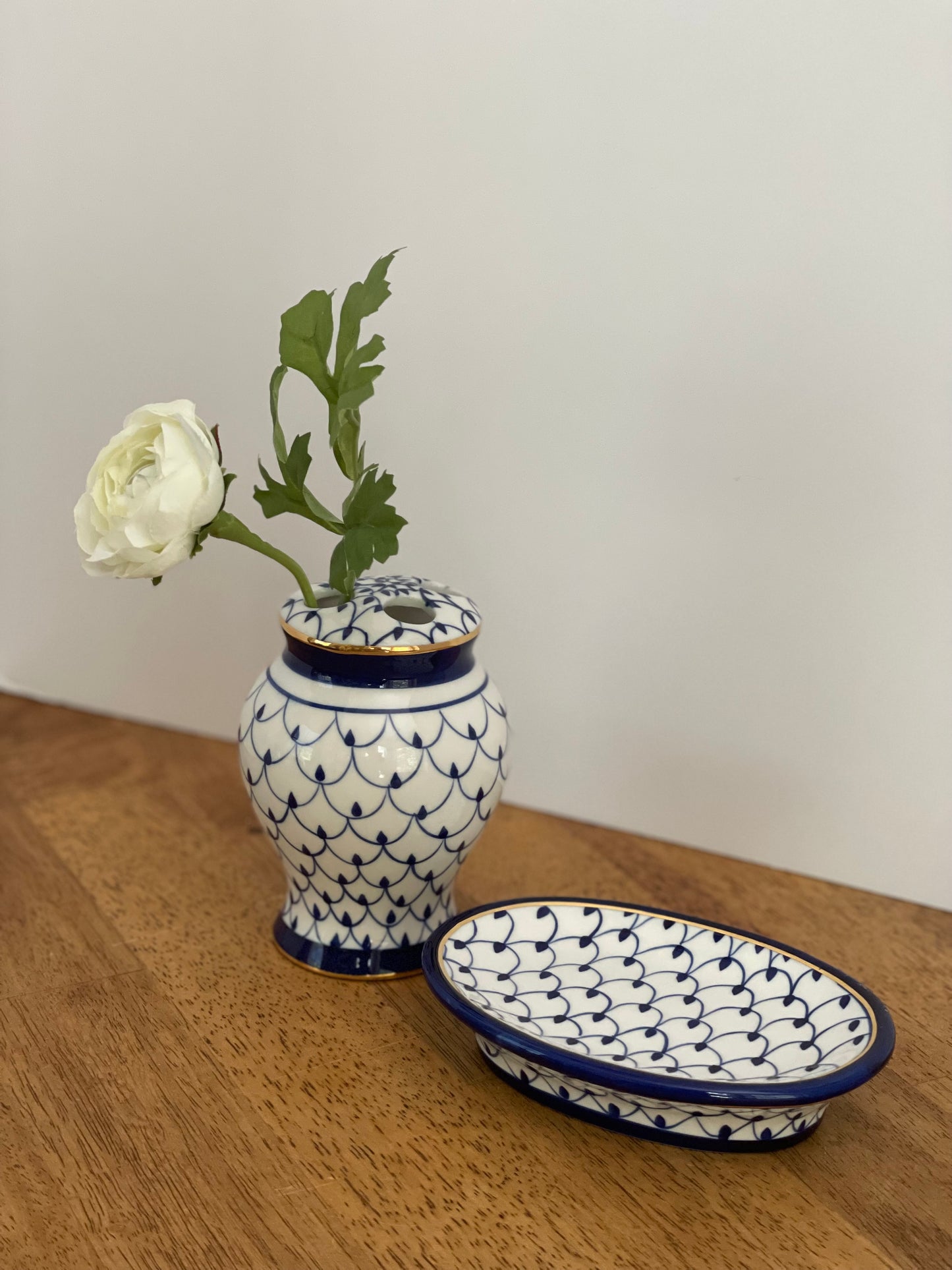 Blue & White Toothbrush Holder-Soap Dish