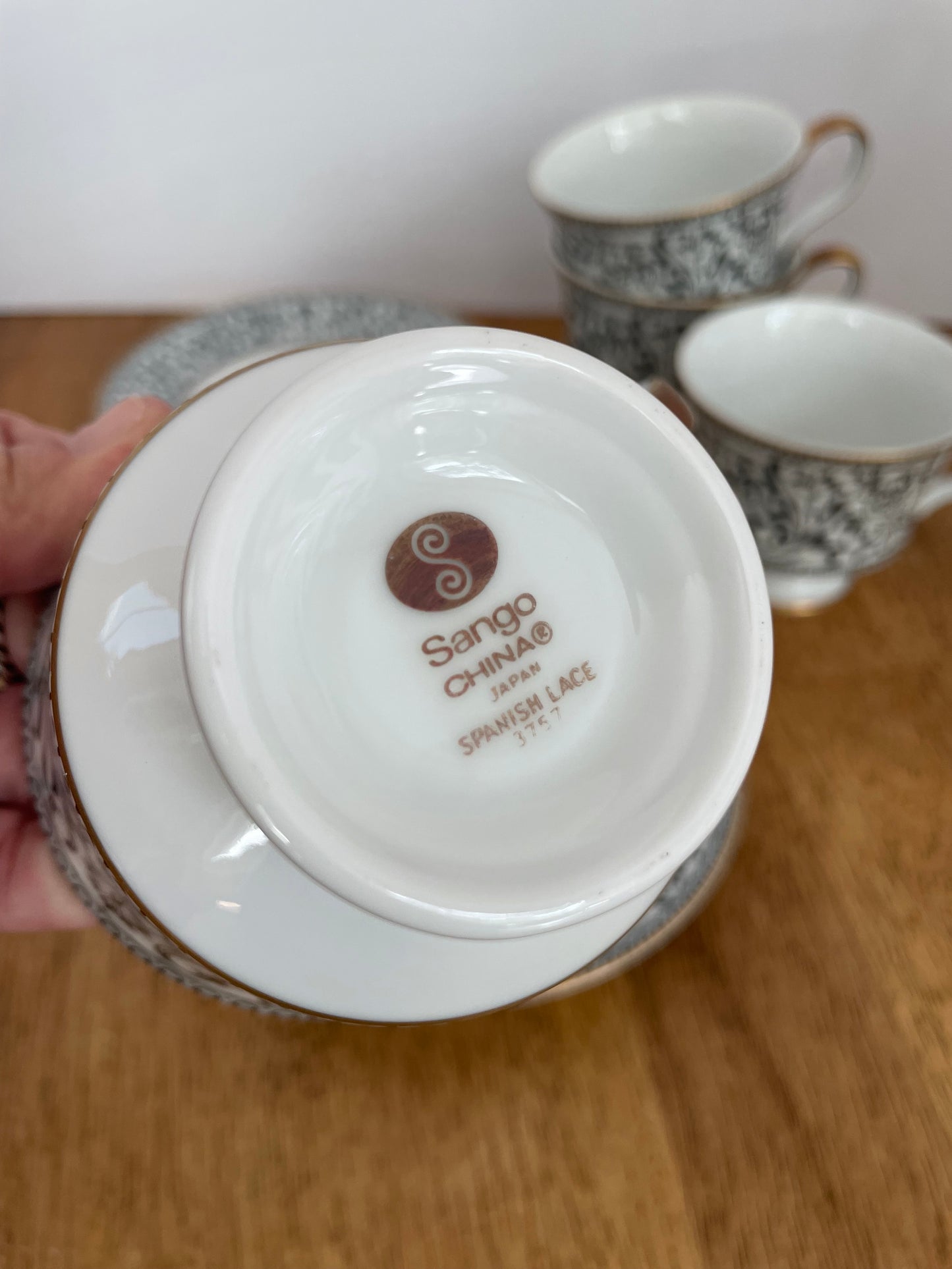 Sango Spanish Lace Tea Cup & Saucer Set (4)