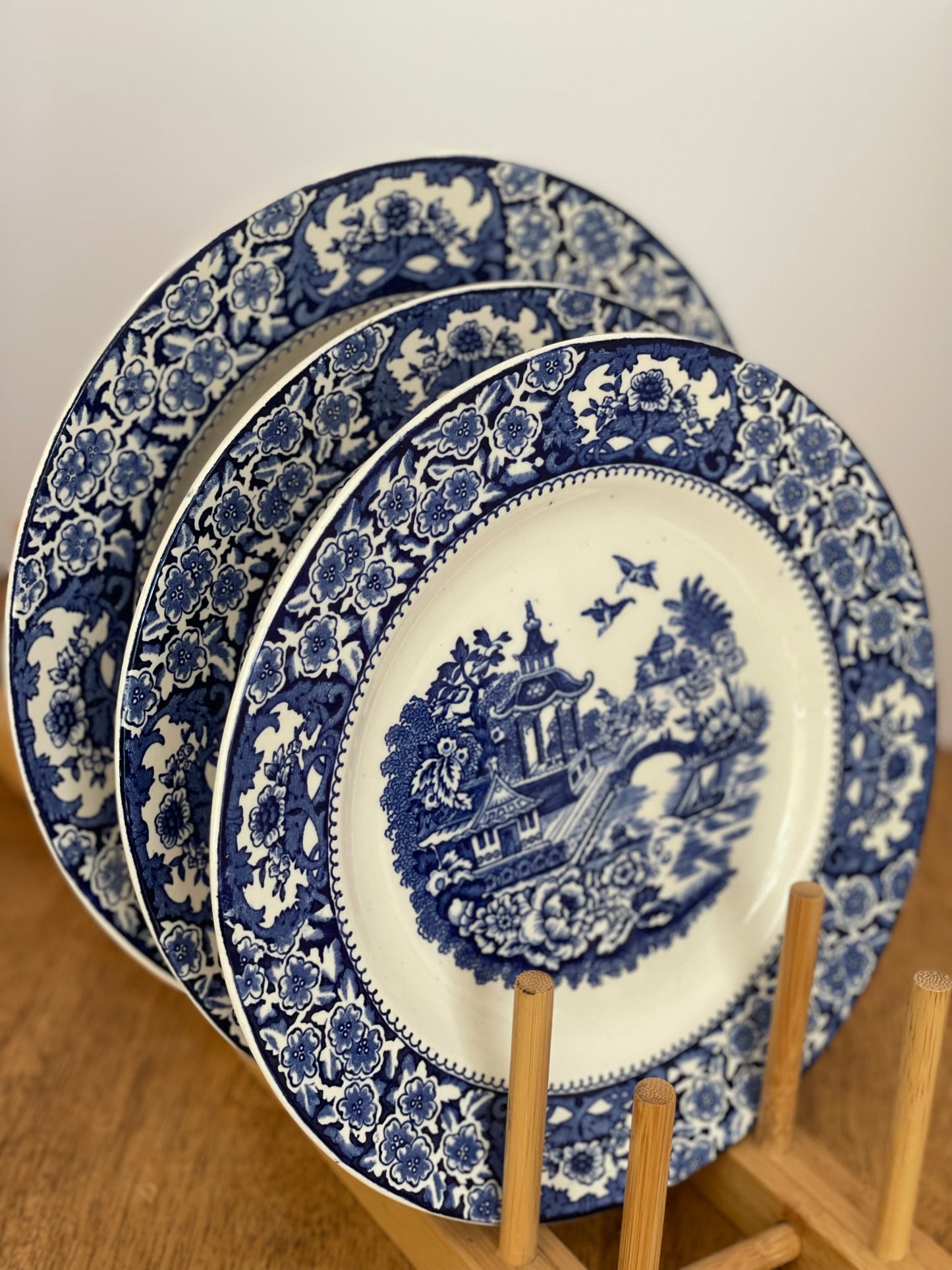 Vintage Swinnertons Olde Alton Ware Blue Pagoda Plates (3)