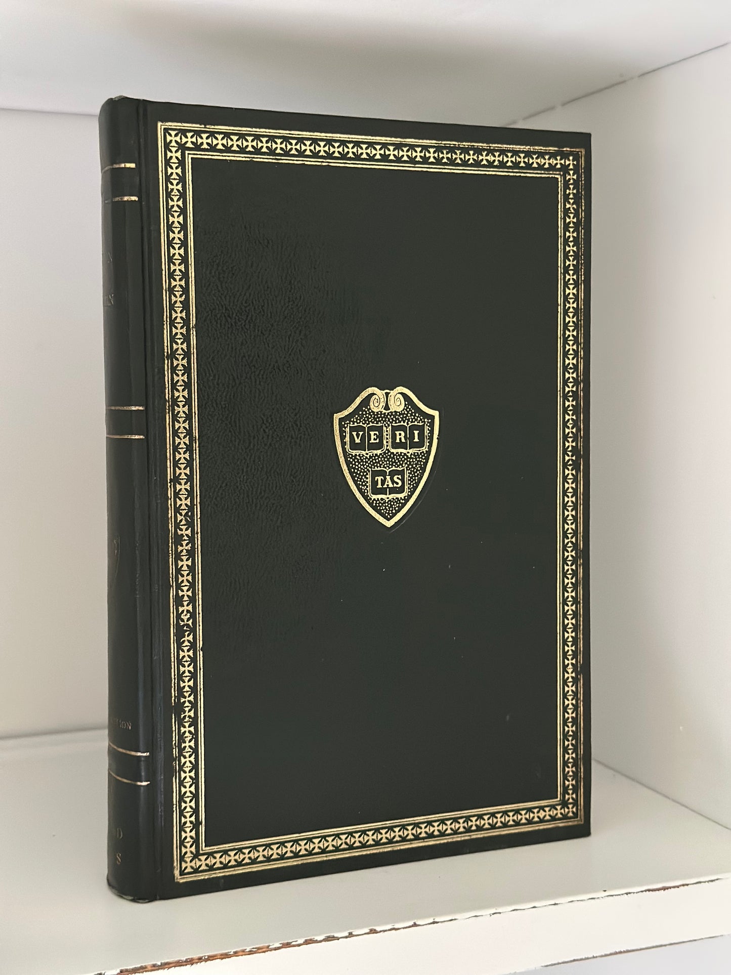Vintage Books (2)