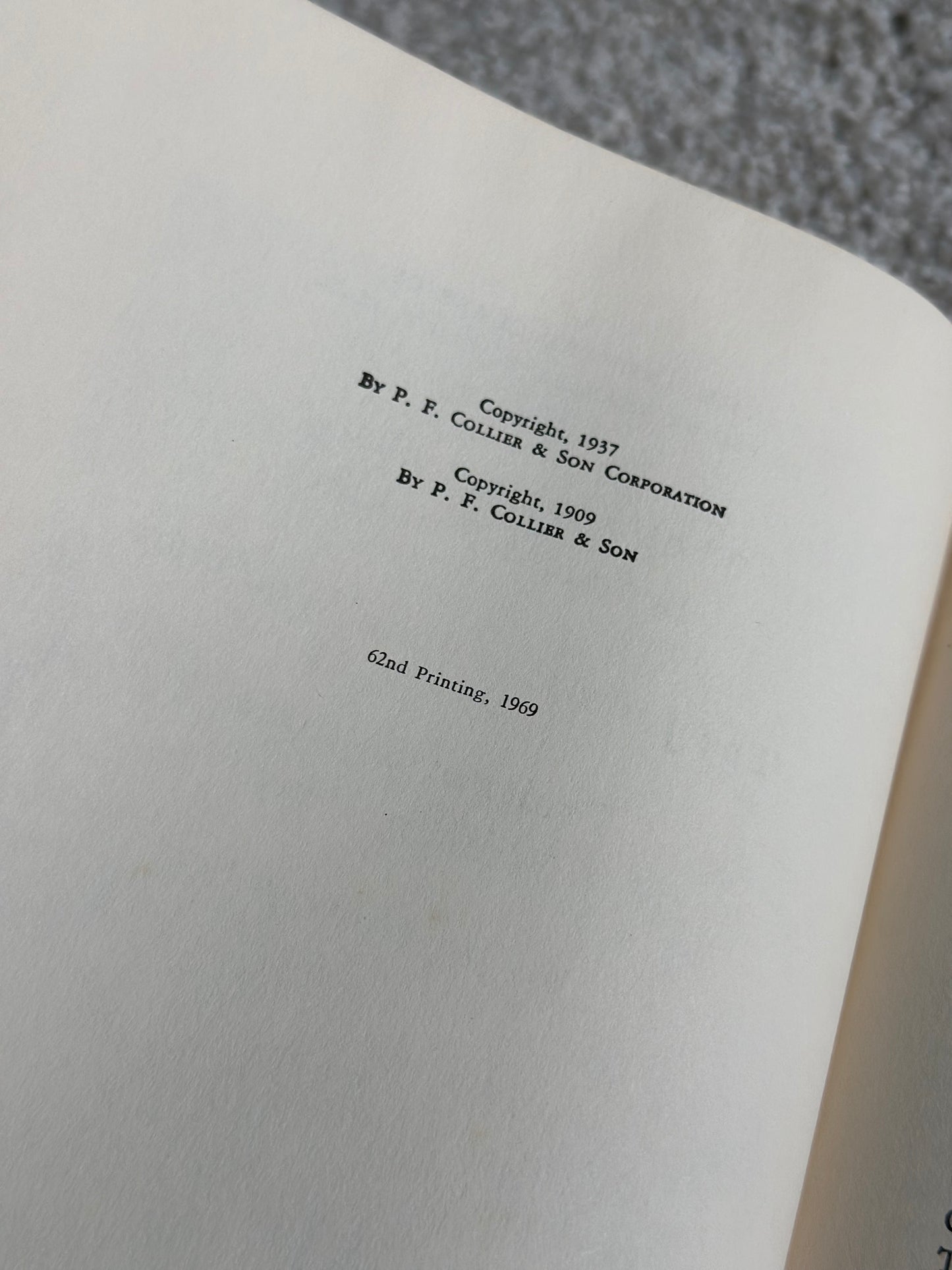 Vintage Books (2)