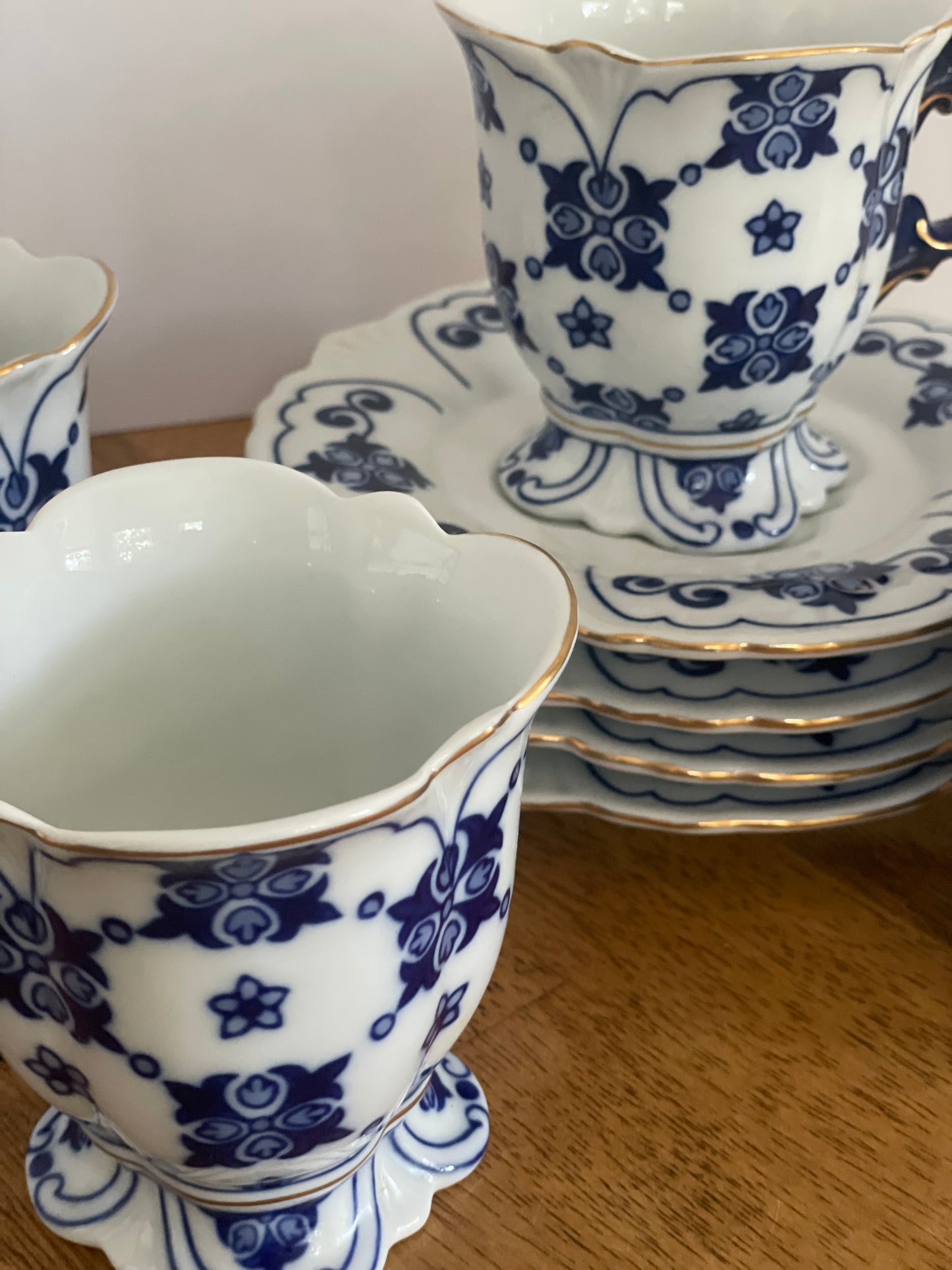 Bombay Blue & White Tea Cup and Saucer Set