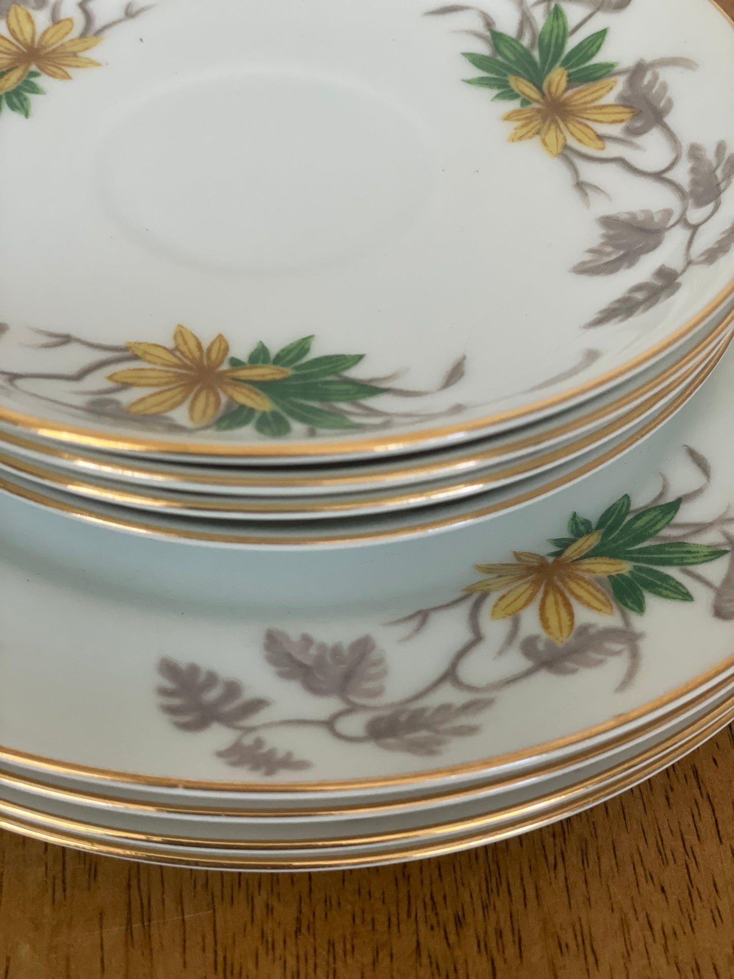 Narumi Avalon Yellow Floral Saucer & Plate Set (8)