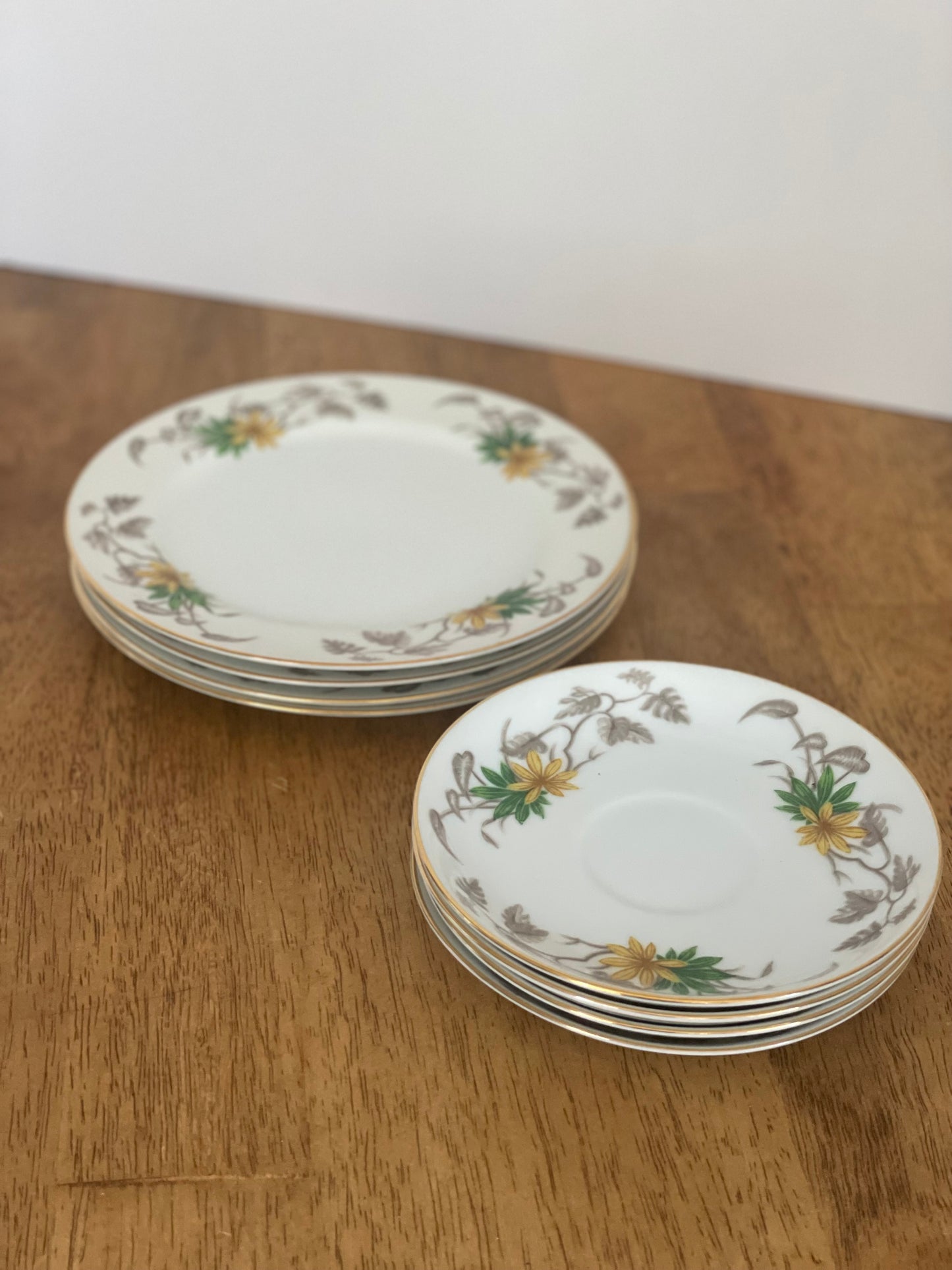 Narumi Avalon Yellow Floral Saucer & Plate Set (8)