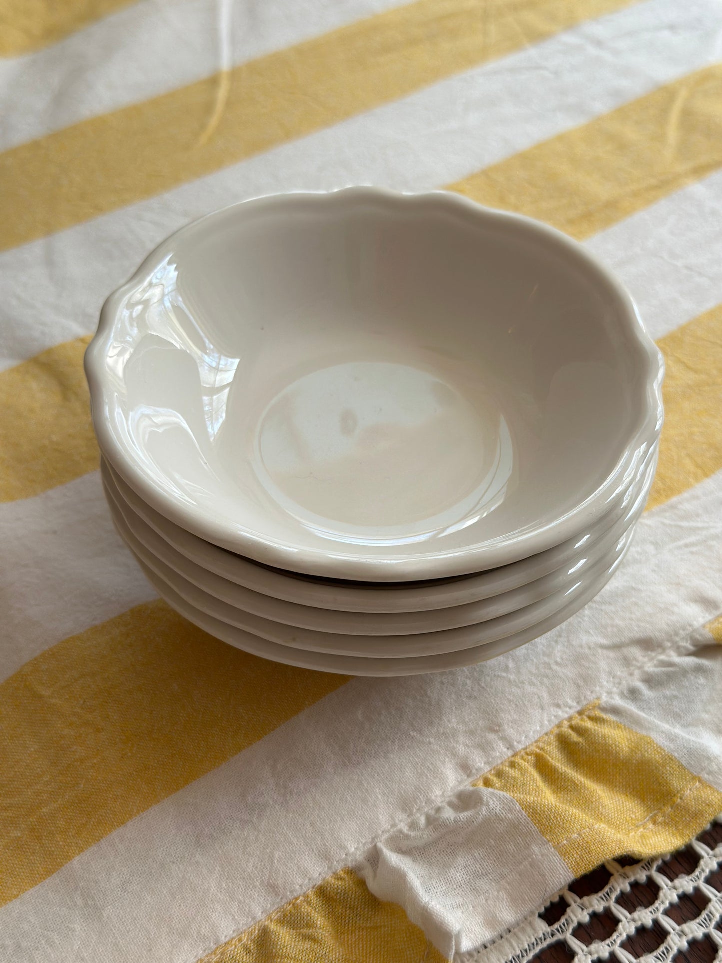 Vintage Homer Laughlin Scalloped Edge Berry Bowls - Set of 5