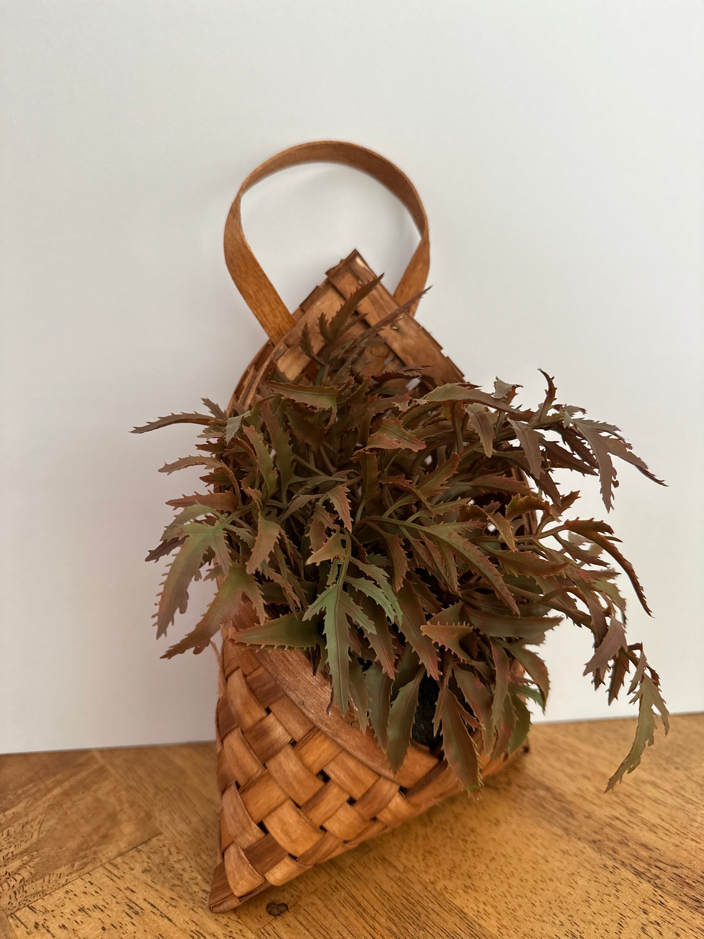 Small Hanging Chip Basket