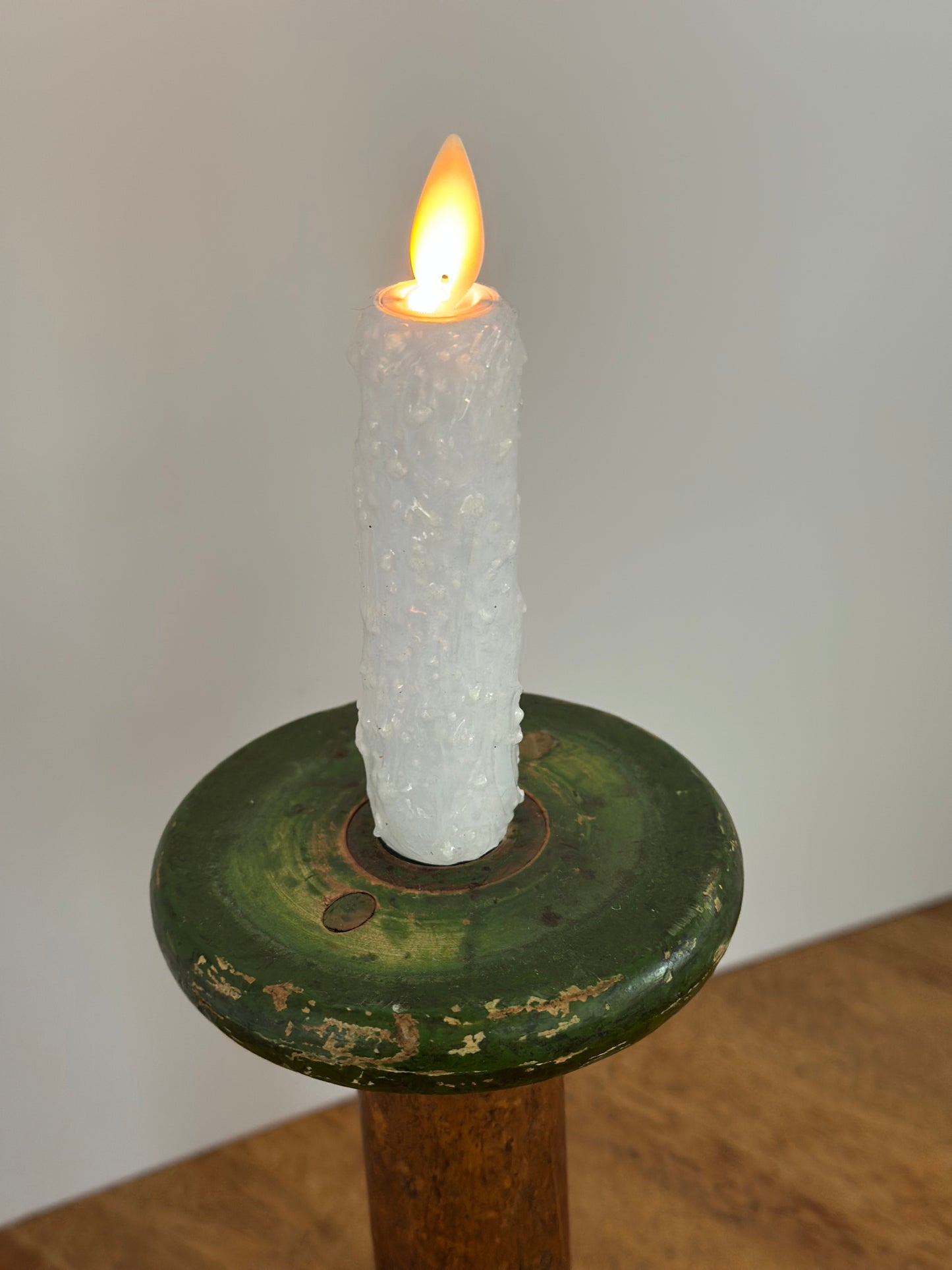 Primitive English Wooden Spool Flameless Candle