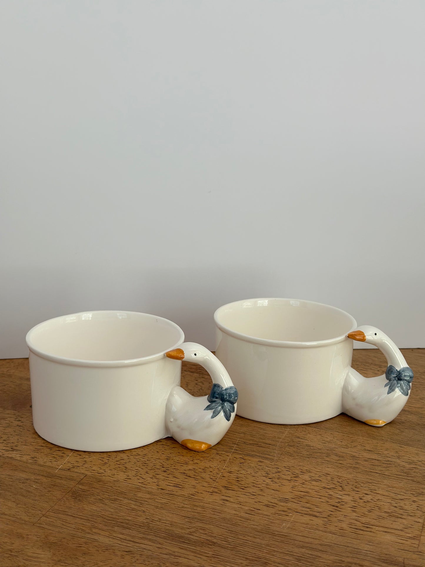 House of Lloyd Goose Handle Mugs (2)