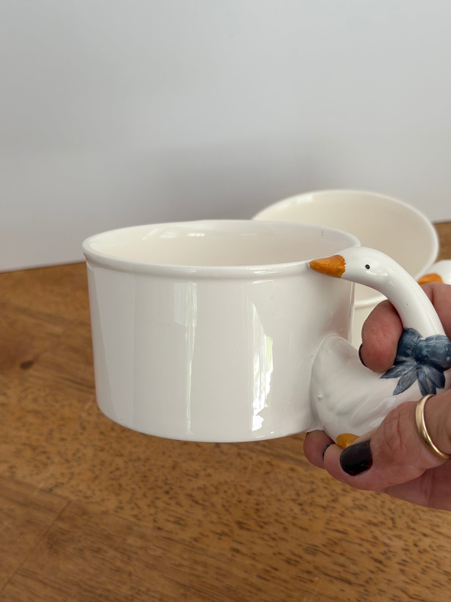 House of Lloyd Goose Handle Mugs (2)