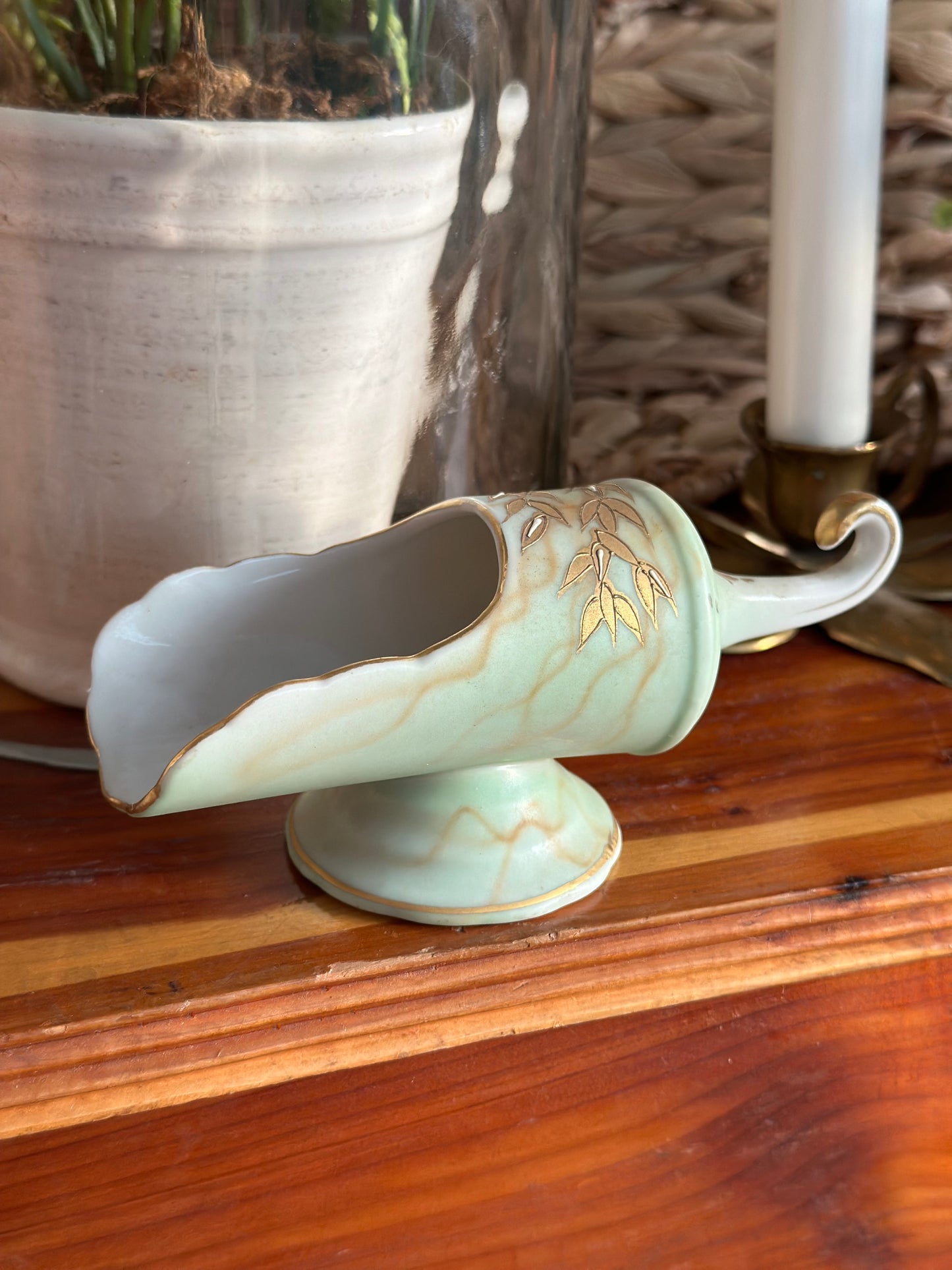 Vintage Porcelain Scuttle - 5"