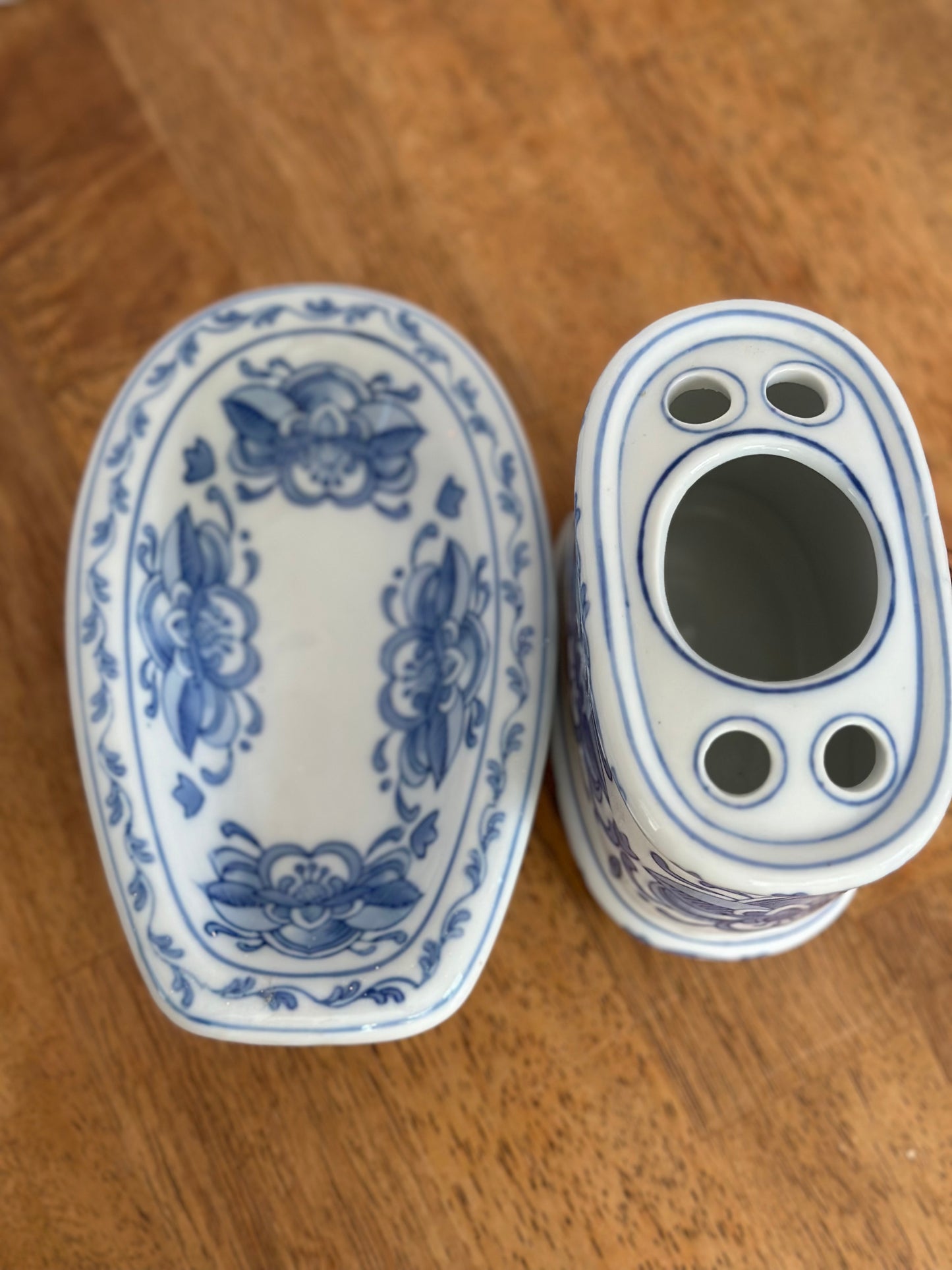 Vintage Blue & White Toothbrush Holder/Soap Dish
