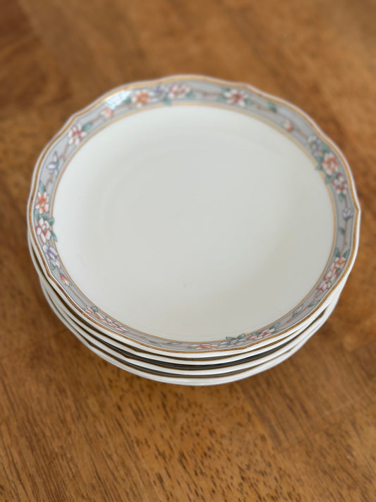 Vintage Hutschenreuther 6" Porcelain Soup Plates (6)