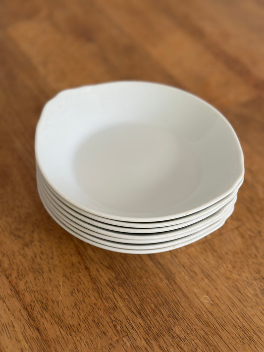 7 pc White Ceramic Bowl Set