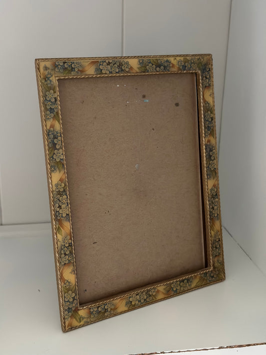 Vintage Floral 5x7 Photo Frame