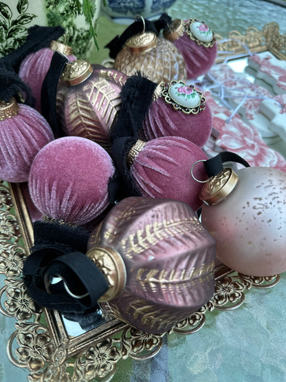 16 Pc Handmade Mauve Christmas Ornament Collection