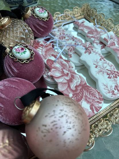 16 Pc Handmade Mauve Christmas Ornament Collection