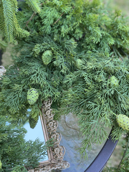 17" Soft Cedar Pinecone Pick