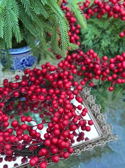 7" Red Berry Candle  Ring