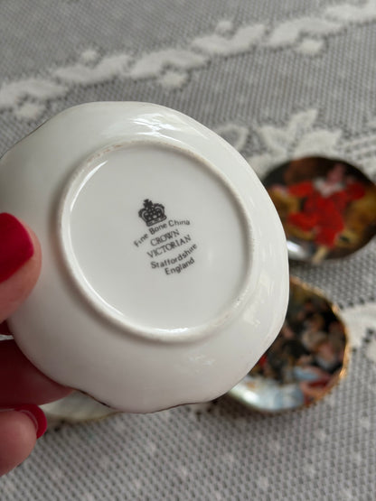 Crown Victorian Vintage Mini Collector Plates