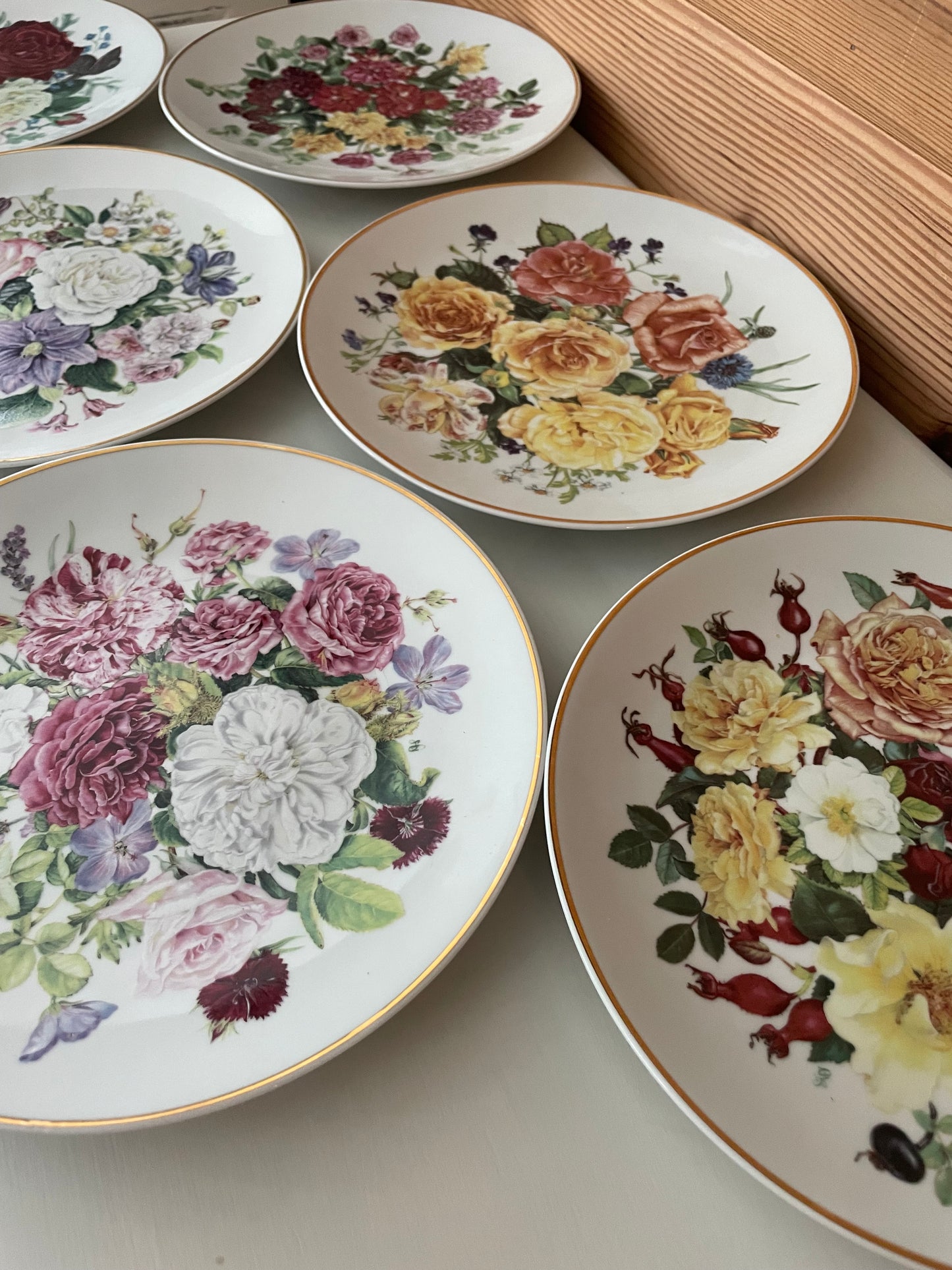 Vintage LTD Edition "Majesty of Roses" Fine Porcelain Plates