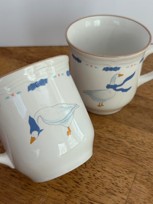 Vintage Newcore Stoneware Countryside Geese Mugs (2)