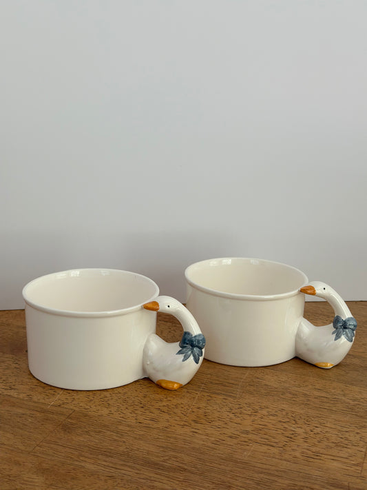 House of Lloyd Goose Handle Mugs (2)