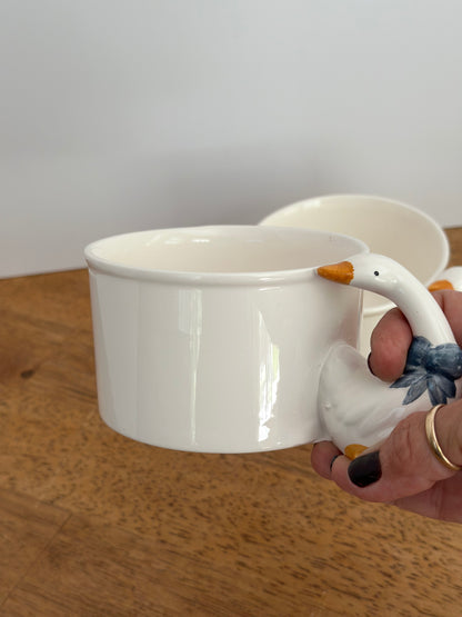 House of Lloyd Goose Handle Mugs (2)