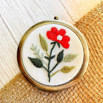 Floral Embroidered Compact Mirror - Quince Fables